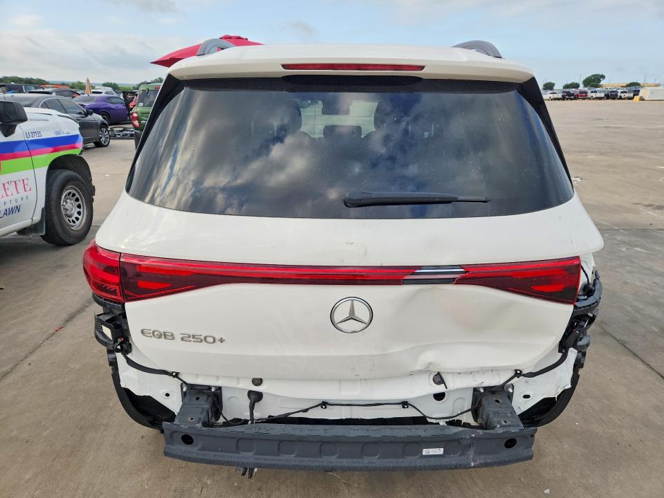 2024 Mercedes-benz VIN W1N9M0CB0RN097511 COPART salvage auction — REAR END, Tx - Salvage Vehicle Title, sold $17,000 on 2026-07-20 (photo 6)