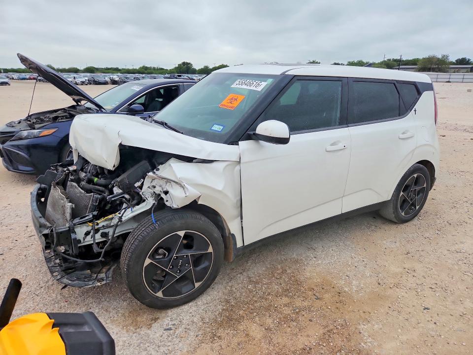 2023 Kia Soul VIN KNDJ33AU4P7860192 COPART salvage auction — FRONT END, Tx - Salvage Vehicle Title, sold $1,150 on 2026-07-16 (photo 1)