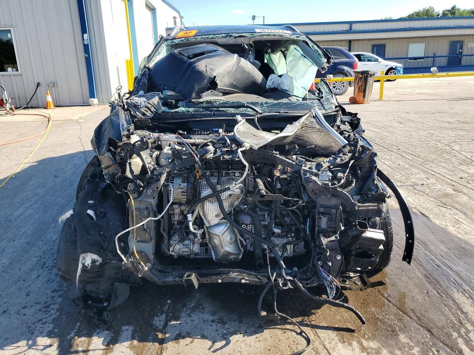 2019 Nissan Rogue VIN JN8AT2MT7KW261691 COPART salvage auction — ROLLOVER, Tn - Non-Repairable Certificate, sold $250 on 2026-07-13 (photo 5)