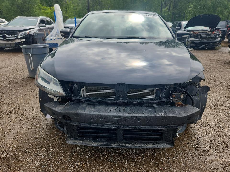 2015 Volkswagen Jetta VIN 3VWD07AJ7FM284988 COPART salvage auction — FRONT END, On - Permit No Brand - Unfit, sold $200 on 2026-07-02 (photo 5)