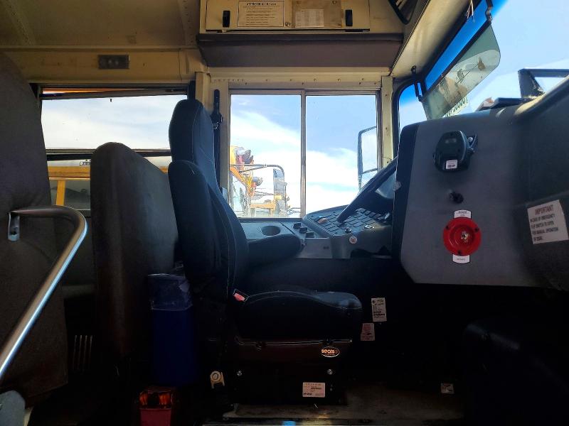 2007 Ic corporation All other VIN 4DRBUAANX7B504742 COPART salvage auction — NORMAL WEAR, Ga - Certificate Of Title (P), sold $725 on 2026-07-16 (photo 5)