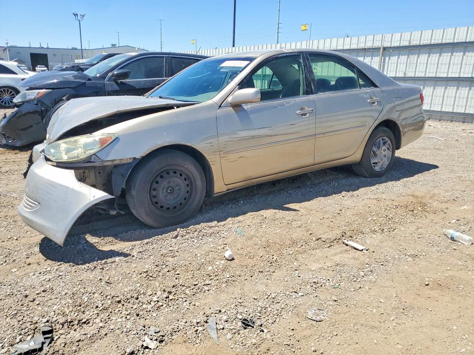 2006 Toyota Camry VIN 4T1BE32K26U153356 COPART salvage auction — FRONT END, Nv - Salvage Title, sold $975 on 2026-07-02 (photo 1)