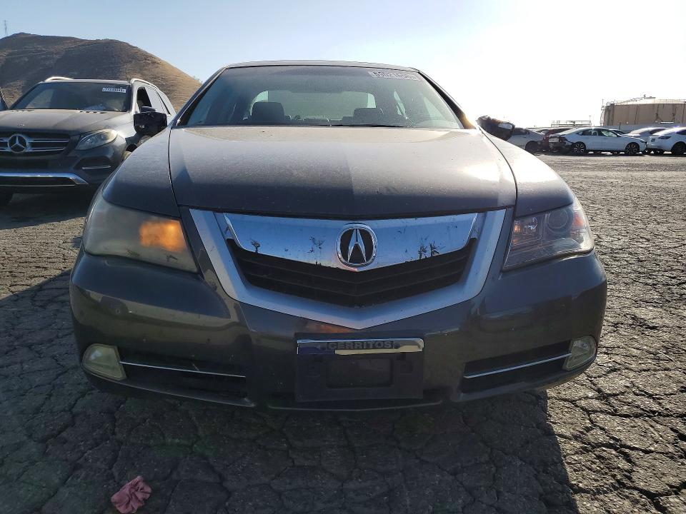 2009 Acura Rl VIN JH4KB26679C002154 COPART salvage auction — MINOR DENT/SCRATCHES, Ca - Dis/Dlr/Exp Only Clean Title, sold $275 on 2026-07-09 (photo 5)