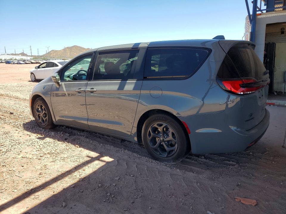 2022 Chrysler Pacifica VIN 2C4RC1S75NR137107 COPART salvage auction — FRONT END, Az - Cert Of Title - Salvage, sold $5,599 on 2026-08-29 (photo 2)