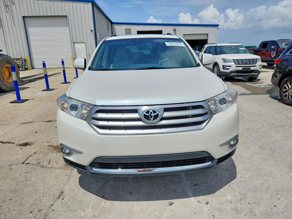 2013 Toyota Highlander VIN 5TDZK3EHXDS097616 COPART salvage auction — REAR END, La - Cert Of Title-Salvage, sold $5,200 on 2026-07-29 (photo 5)