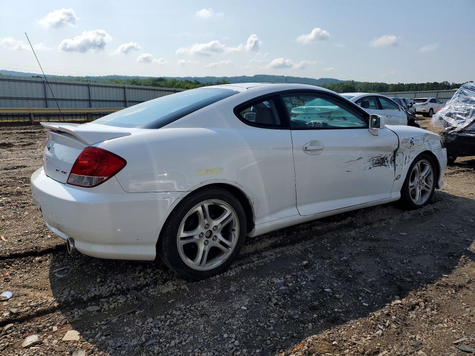2006 Hyundai Tiburon VIN KMHHN65F06U225519 COPART salvage auction — FRONT END, VA - CERT OF TITLE - SALVAGE, sold $250 on 2026-07-10 (photo 3)