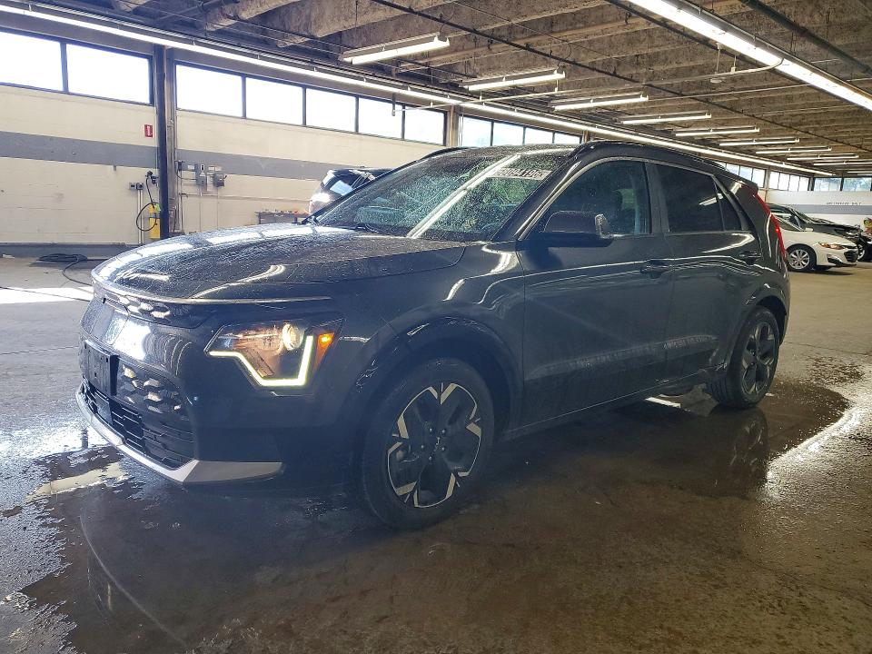 2023 Kia Niro VIN KNDCR3L14P5075144 COPART salvage auction — FRONT END, IL - SALVAGE CERTIFICATE, sold $10,000 on 2026-07-29 (photo 1)