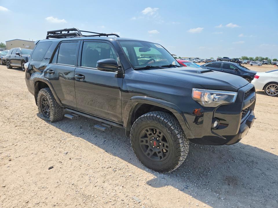 2019 Toyota 4runner VIN JTEBU5JR3K5704220 COPART salvage auction — SIDE, Tx - Salvage Vehicle Title, sold $19,000 on 2026-07-30 (photo 4)