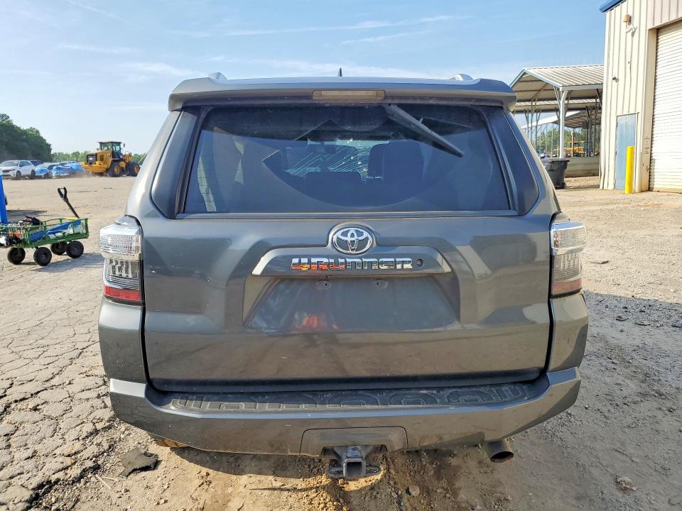 2016 Toyota 4runner VIN JTEZU5JR7G5118433 COPART salvage auction — SIDE, GA - CERT OF TITLE-SALVAGE, sold $7,000 on 2026-07-31 (photo 6)