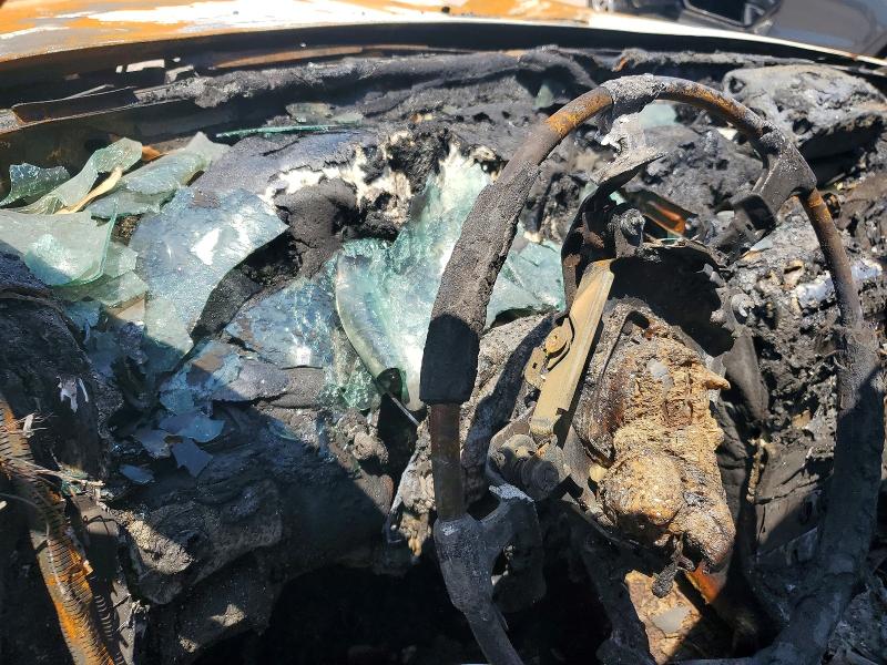 2002 Lexus Ls 430 VIN JTHBN30F020087335 COPART salvage auction — BURN, Al - Cert Of Title-Salvage Title, sold $225 on 2026-07-09 (photo 9)