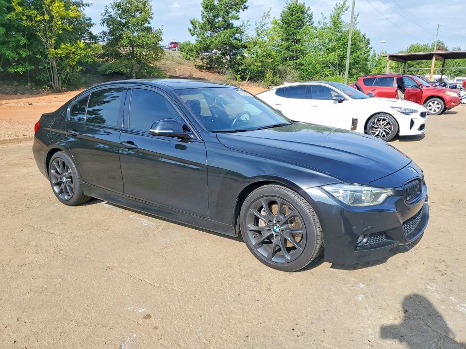 2018 BMW 3er VIN WBA8B9G50JNU98382 COPART salvage auction — FRONT END, SC - CERT OF TITLE-SALVAGE, sold $10,100 on 2026-07-24 (photo 4)