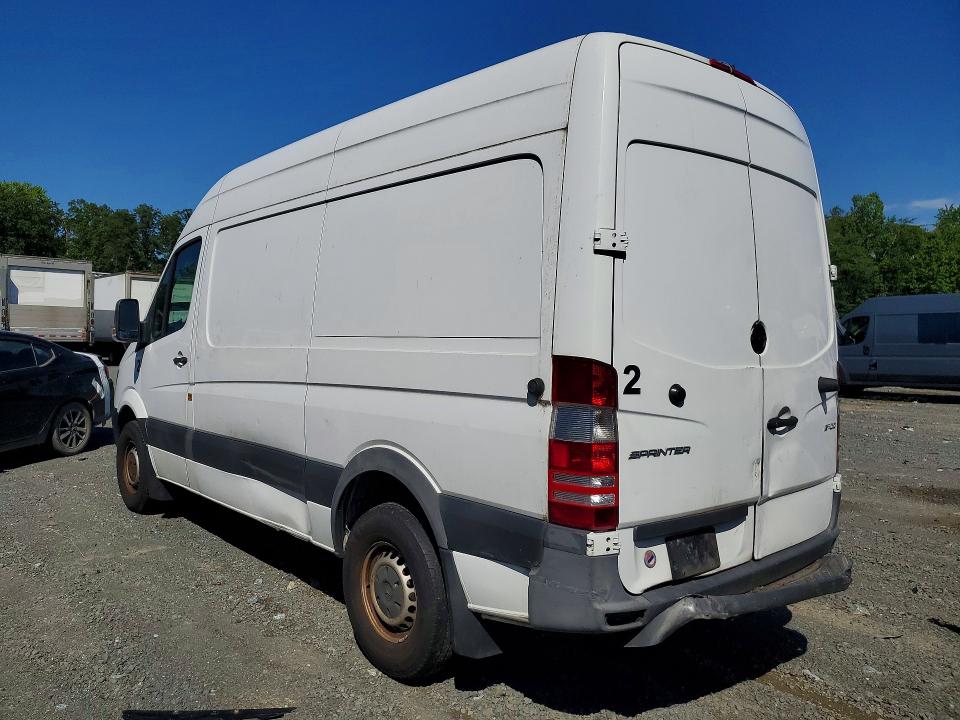 2018 Mercedes-benz Sprinter VIN WD3PE7CD3JP587580 COPART salvage auction — MINOR DENT/SCRATCHES, Md - Certificate Of Title, sold $1,650 on 2026-07-28 (photo 2)