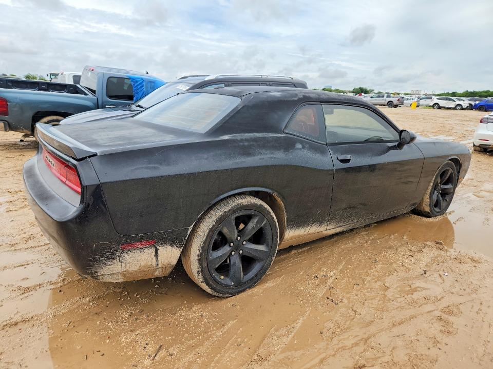 2013 Dodge Challenger VIN 2C3CDYBT5DH679468 COPART salvage auction — MINOR DENT/SCRATCHES, Tx - Certificate Of Title, sold $3,800 on 2026-07-02 (photo 3)