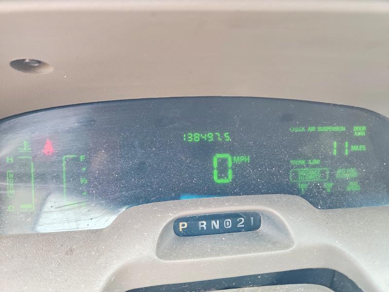 2000 Mercury Grand marquis VIN 2MEFM75W7YX696467 COPART salvage auction — FRONT END, Sc - Cert Of Title-Salvage, sold $200 on 2026-07-27 (photo 9)