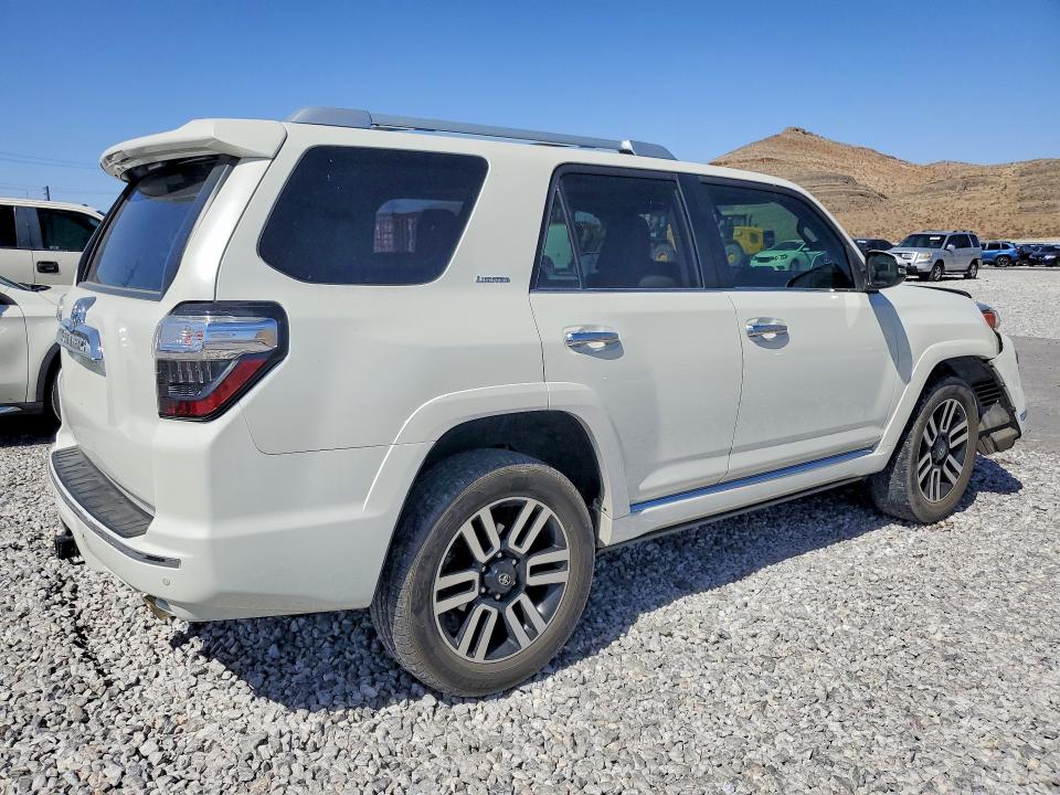 2018 Toyota 4runner VIN JTEBU5JR1J5582665 COPART salvage auction — FRONT END, NV - SALVAGE TITLE, sold $2,400 on 2026-07-29 (photo 3)