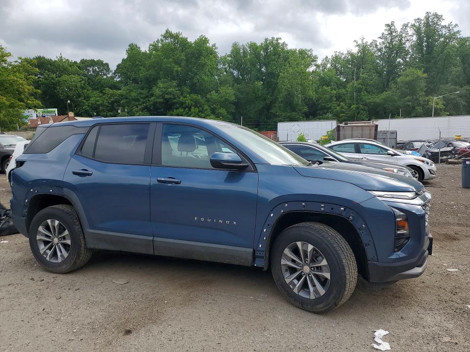 2026 Chevrolet Equinox VIN 3GNAXHEG7TL138007 COPART salvage auction — SIDE, Md - Cert Of Salvage > 75% Damage, sold $7,600 on 2026-07-02 (photo 4)