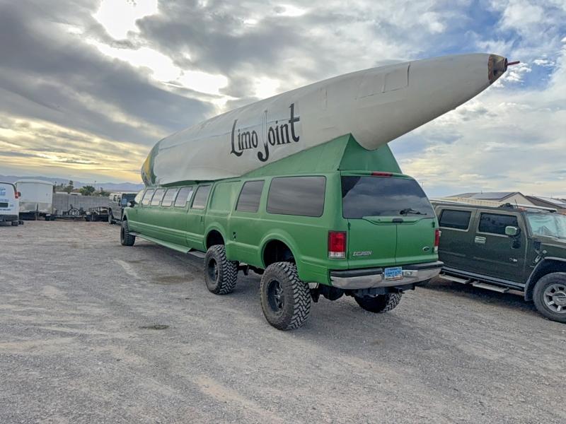 2001 Ford Excursion VIN 1FMNU41SX1EB19210 COPART salvage auction — MINOR DENT/SCRATCHES, Nv - Certificate Of Title (P), sold $6,900 on 2026-07-08 (photo 3)