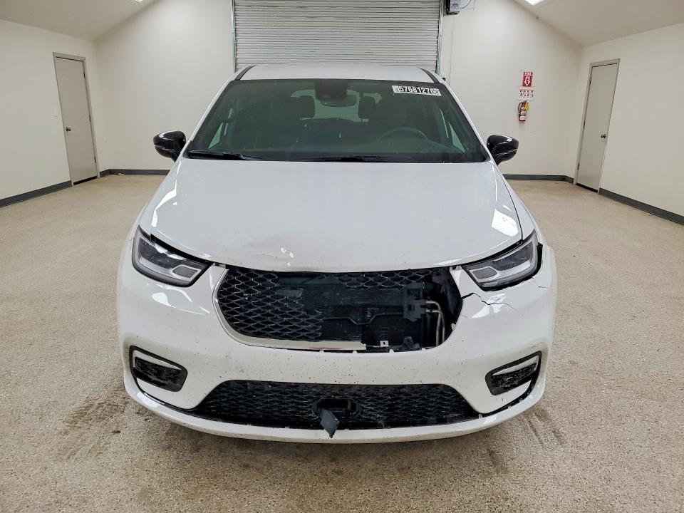 2026 Chrysler Pacifica VIN 2C4RC1BG9TR180104 COPART salvage auction — FRONT END, Tn - Certificate Of Title (P), sold $12,200 on 2026-08-19 (photo 5)