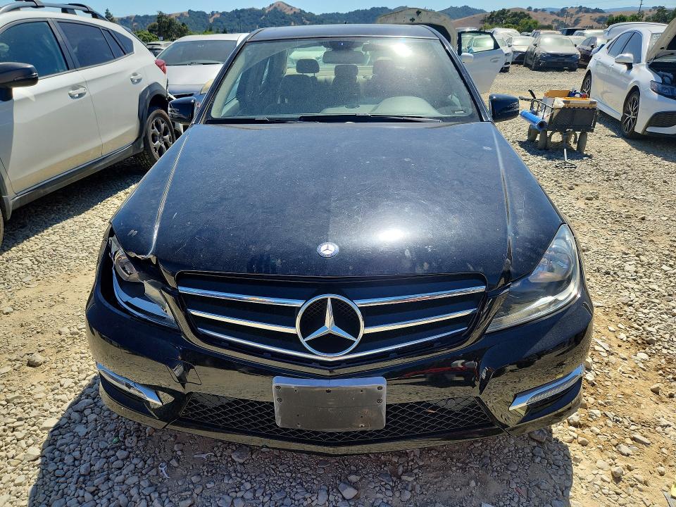 2014 Mercedes-benz C class VIN WDDGF4HB0ER306389 COPART salvage auction — FRONT END, CA - SALVAGE CERTIFICATE, sold $700 on 2026-08-06 (photo 5)