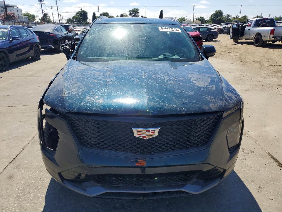 2025 Cadillac Xt4 VIN 1GYFZER46SF159327 COPART salvage auction — SIDE, Az - Dis/Dlr/Exp Only Salvage Title, sold $10,500 on 2026-07-29 (photo 5)