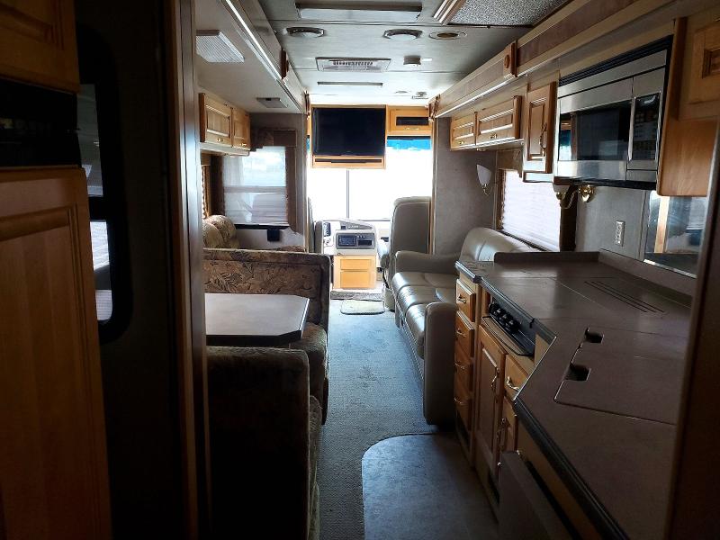 2004 Roadmaster Unknown VIN 1RF62464X42030017 COPART salvage auction — FRAME DAMAGE, MN - CERT OF TITLE-SALVAGE, sold $5,400 on 2026-08-06 (photo 5)
