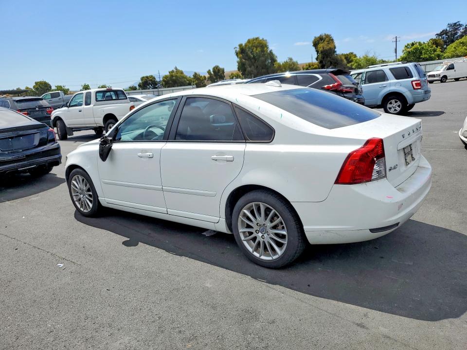 2010 Volvo S40 VIN YV1382MS0A2497015 COPART salvage auction — SIDE, CA - SALVAGE CERTIFICATE, sold $1,250 on 2026-07-27 (photo 2)