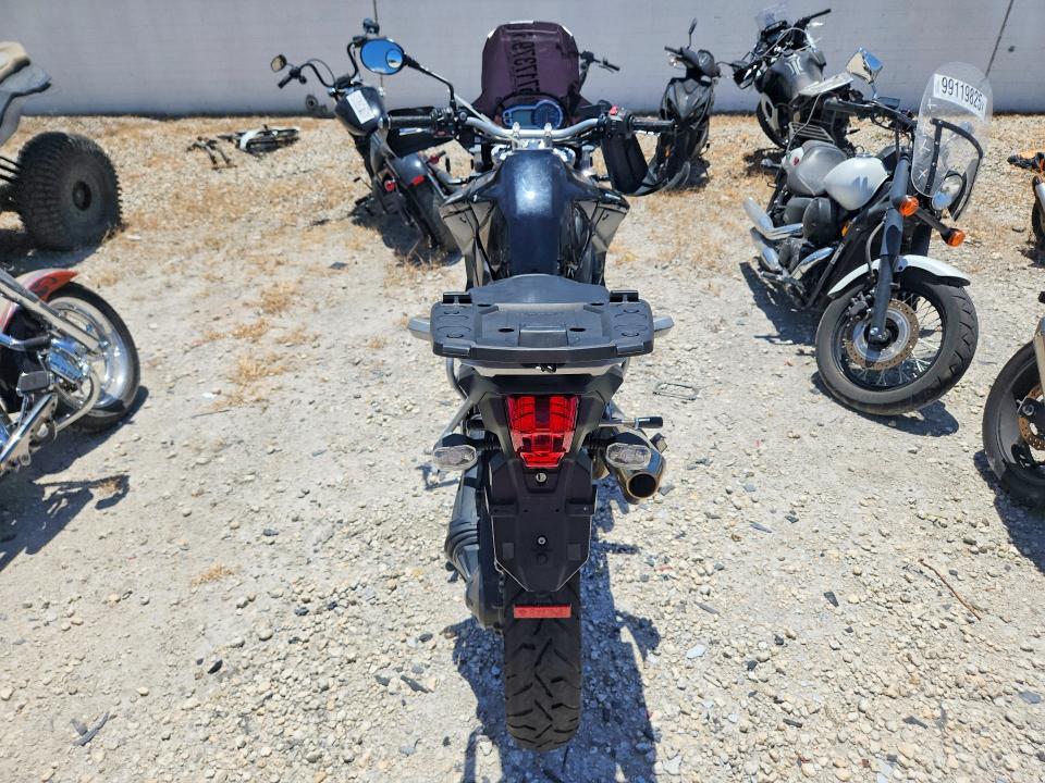 2012 Triumph motorcycle Tiger VIN SMTF02XK2CJ540785 COPART salvage auction — SIDE, FL - CERT OF TITLE SLVG REBUILDABLE, sold $2,700 on 2026-07-02 (photo 4)