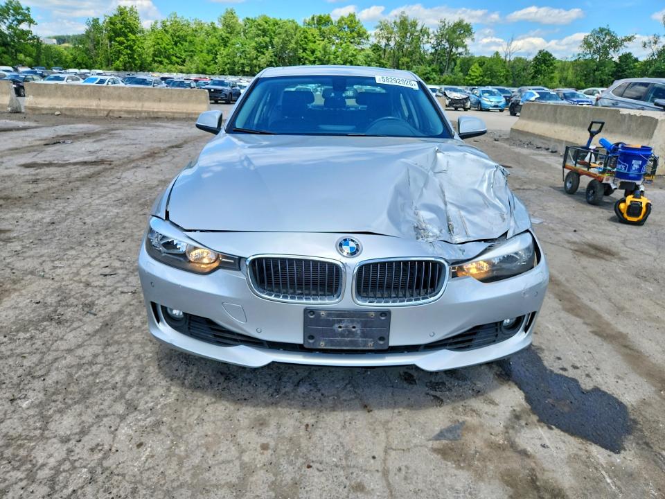 2013 BMW 3er VIN WBA3B3C55DF538872 COPART salvage auction — FRONT END, Ny - Mv-907A Salvage Certificate, sold $1,200 on 2026-08-03 (photo 5)