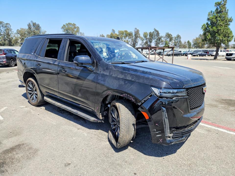 2023 Cadillac Escalade VIN 1GYS4EKL5PR545158 COPART salvage auction — UNDERCARRIAGE, Ca - Salvage Certificate, sold $35,250 on 2026-08-18 (photo 4)