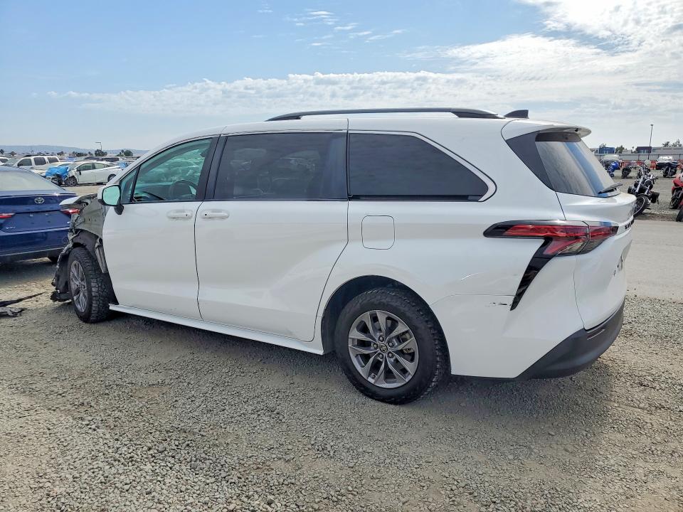2022 Toyota VIN 5TDBRKECXNS076505 COPART salvage auction — FRONT END, Ca - Salvage Certificate, sold $10,900 on 2026-09-03 (photo 2)