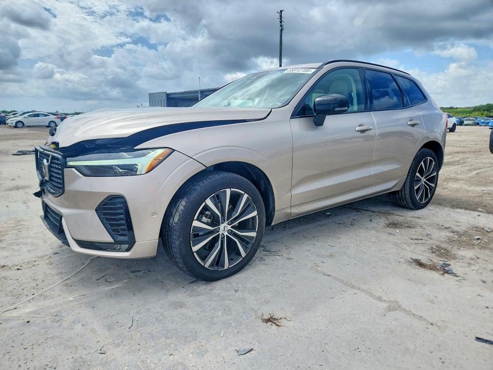 2025 Volvo VIN YV4M12RC9S1073966 COPART salvage auction — FRONT END, Fl - Cert Of Title Slvg Rebuildable, sold $15,200 on 2026-07-09 (photo 1)