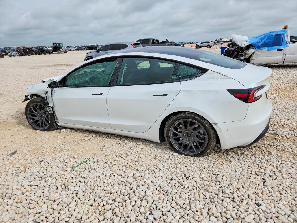 2025 Tesla Model 3 VIN 5YJ3E1EA4SF984165 COPART salvage auction — FRONT END, Tx - Salvage Vehicle Title, sold $70 on 2026-07-30 (photo 2)