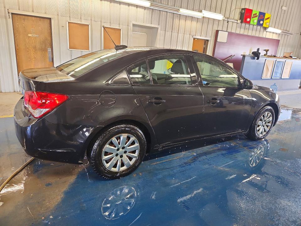 2016 Chevrolet Cruze limited VIN 1G1PC5SH9G7203338 COPART salvage auction — FRONT END, OH - CERT OF TITLE-REPOSSESSION, sold $575 on 2026-07-09 (photo 3)