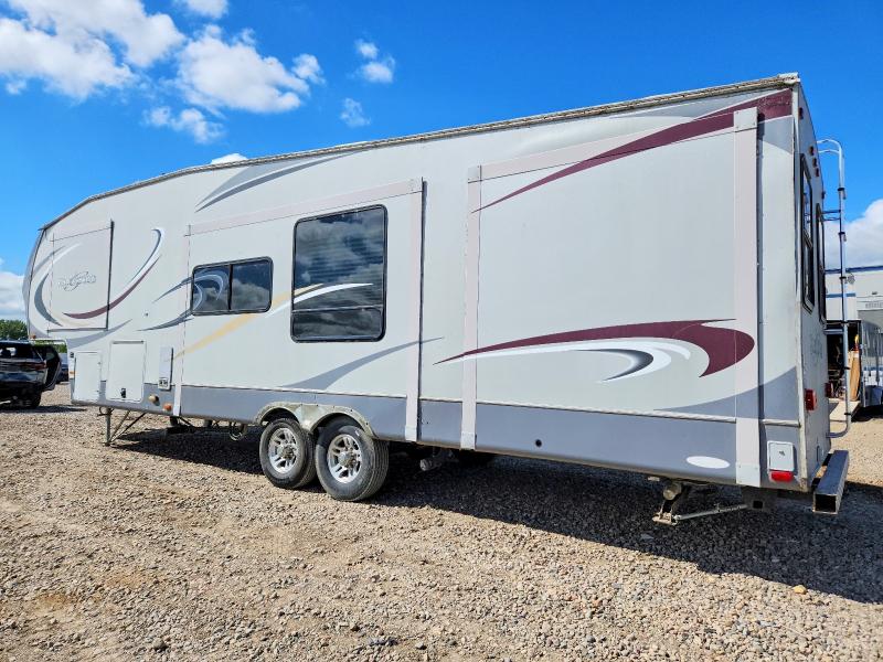 2011 Heartland Greystone VIN 5SFSG3624BE223367 COPART salvage auction — SIDE, MN - PARTS VEHICLE BILL OF SALE, sold $3,000 on 2026-09-03 (photo 3)