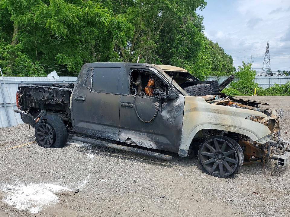 2024 Toyota Tundra VIN 5TFWA5DB8RX224749 COPART salvage auction — BURN, On - Permit Irrepairable, sold $350 on 2026-07-30 (photo 4)