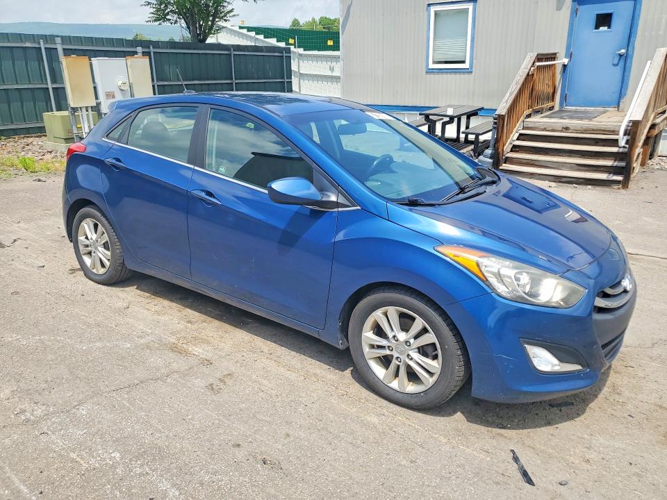 2015 Hyundai Elantra VIN KMHD35LH9FU238000 COPART salvage auction — NORMAL WEAR, Pa - Cert Of Title, sold $1,500 on 2026-07-28 (photo 4)