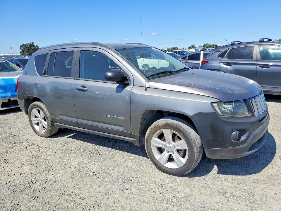 2012 Jeep Compass VIN 1C4NJCBA2CD686548 COPART salvage auction — VANDALISM, Ca - Salvage Certificate, sold $600 on 2026-07-09 (photo 4)