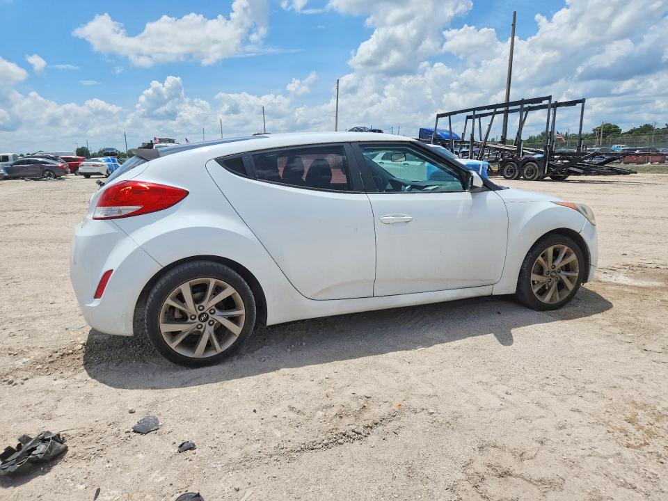 2017 Hyundai Veloster VIN KMHTC6AD8HU310759 COPART salvage auction — MINOR DENT/SCRATCHES, Fl - Certificate Of Title (P), sold $1,500 on 2026-07-09 (photo 3)