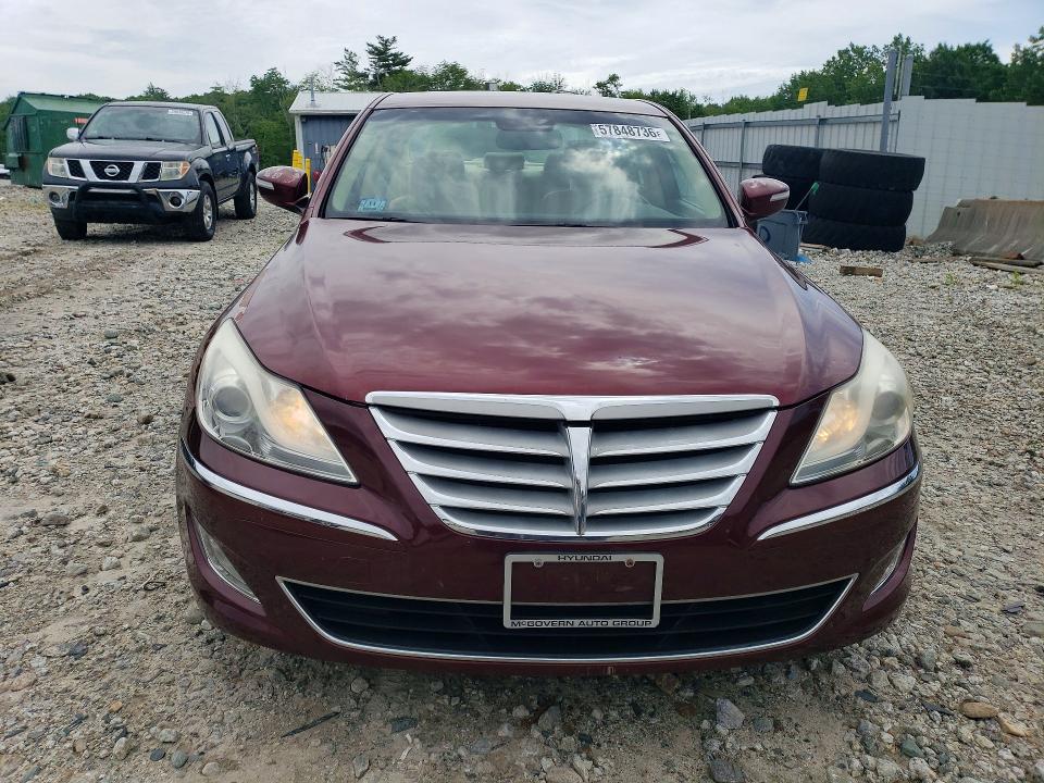 2012 Hyundai Genesis VIN KMHGC4DD7CU193153 COPART salvage auction — SIDE, MA - CERT OF TITLE-RECONSTRCTD COLL, sold $675 on 2026-07-15 (photo 5)