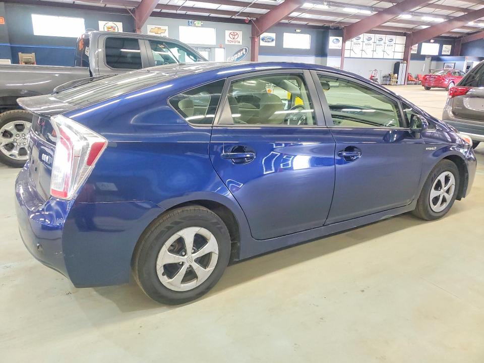 2014 Toyota Prius VIN JTDKN3DU5E0387239 COPART salvage auction — MINOR DENT/SCRATCHES, Ct - Certificate Of Title, sold $2,500 on 2026-07-14 (photo 3)