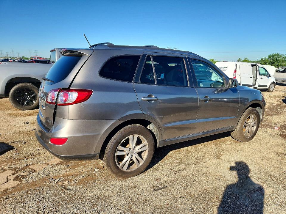 2012 Hyundai Santa fe VIN 5XYZHDAG5CG104260 COPART salvage auction — REAR END, IL - SALVAGE CERTIFICATE, sold $1,700 on 2026-07-28 (photo 3)