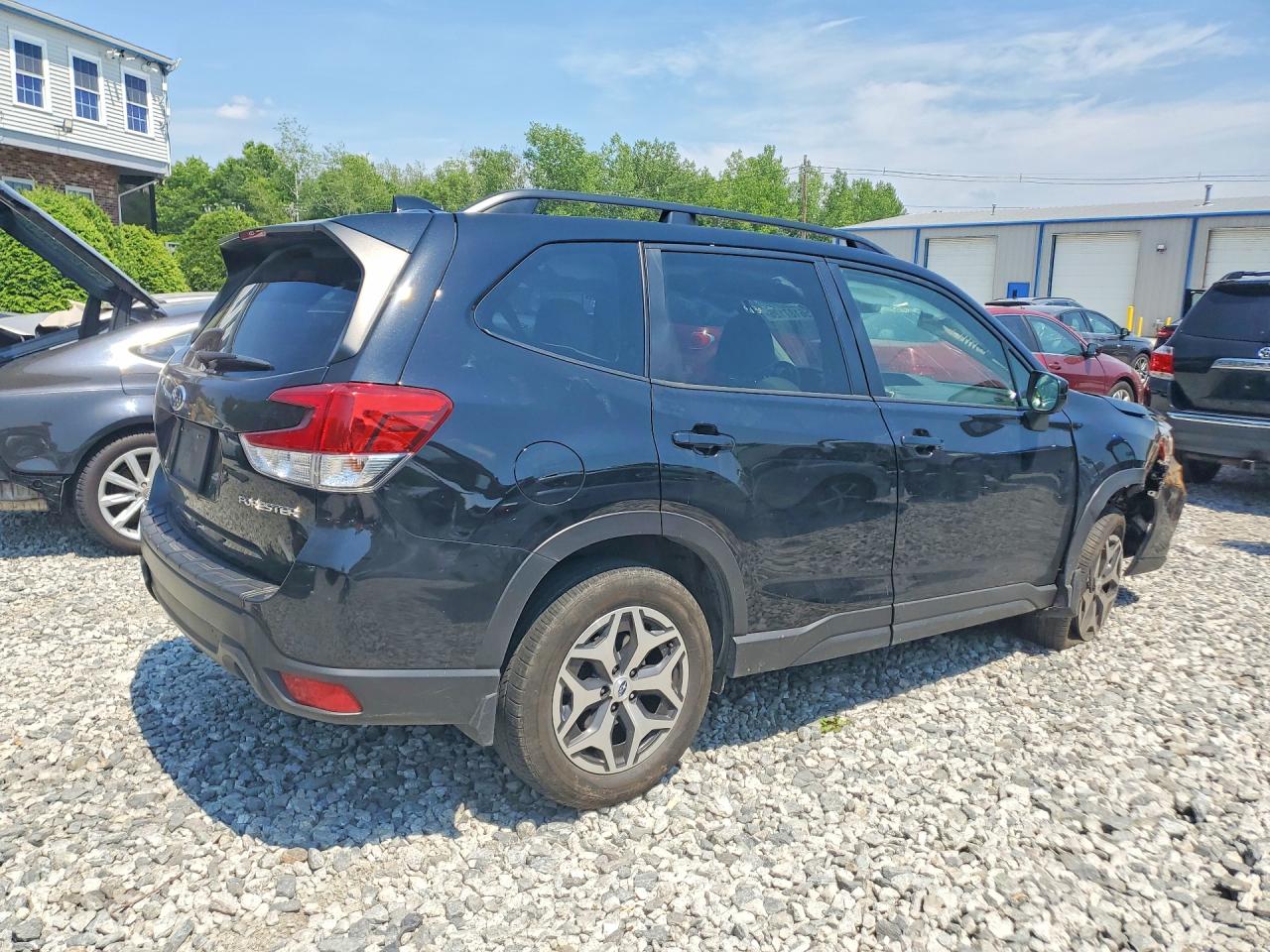2019 Subaru Forester VIN JF2SKAGC6KH551600 COPART salvage auction — Front End, St - Salvage Title, sold $1,200 on 2026-07-10 (photo 3)