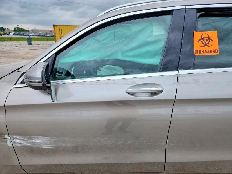 2020 Mercedes-benz VIN WDC0G8EB1LF679437 COPART salvage auction — SIDE, IN - CERT OF TITLE-SALVAGE TITLE, sold $2,650 on 2026-07-28 (photo 8)