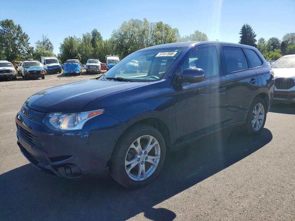 2014 Mitsubishi Outlander VIN JA4AZ3A32EZ015410 COPART salvage auction — NORMAL WEAR, CA - SALVAGE CERTIFICATE (P), sold $1,100 on 2026-07-20 (photo 1)