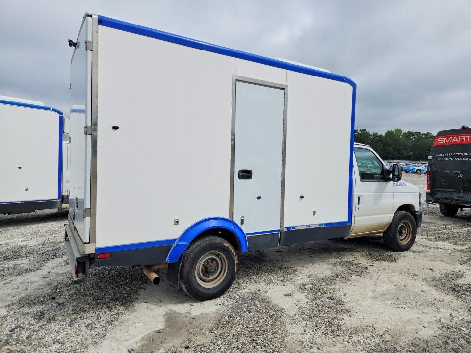 2024 Ford E-350 VIN 1FDWE3FN2RDD04321 COPART salvage auction — NORMAL WEAR, Ga - Certificate Of Title, sold $15,100 on 2026-07-16 (photo 3)