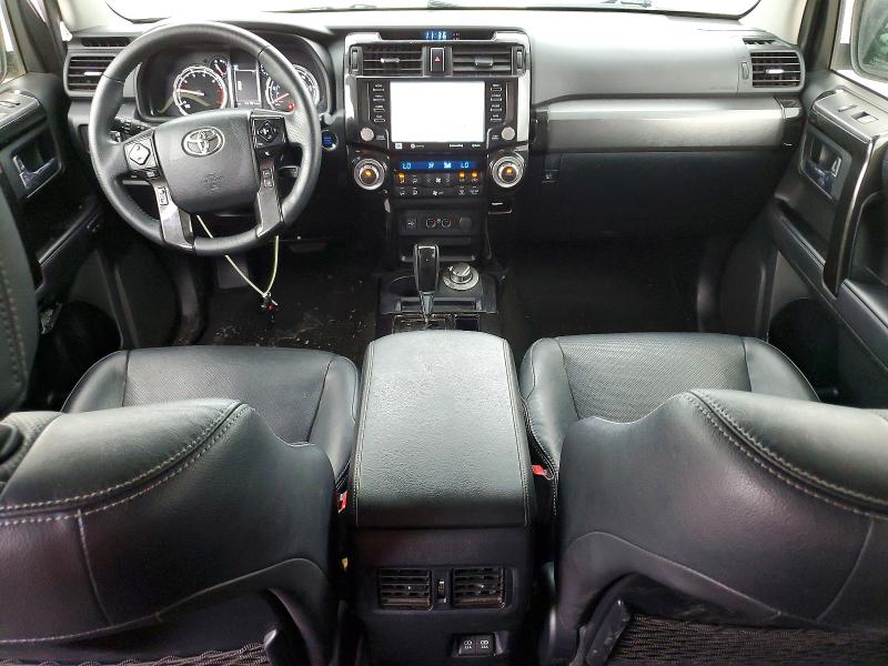 2020 Toyota 4runner VIN JTEBU5JR9L5819065 COPART salvage auction — SIDE, TX - SALVAGE VEHICLE TITLE, sold $20,600 on 2026-07-24 (photo 8)