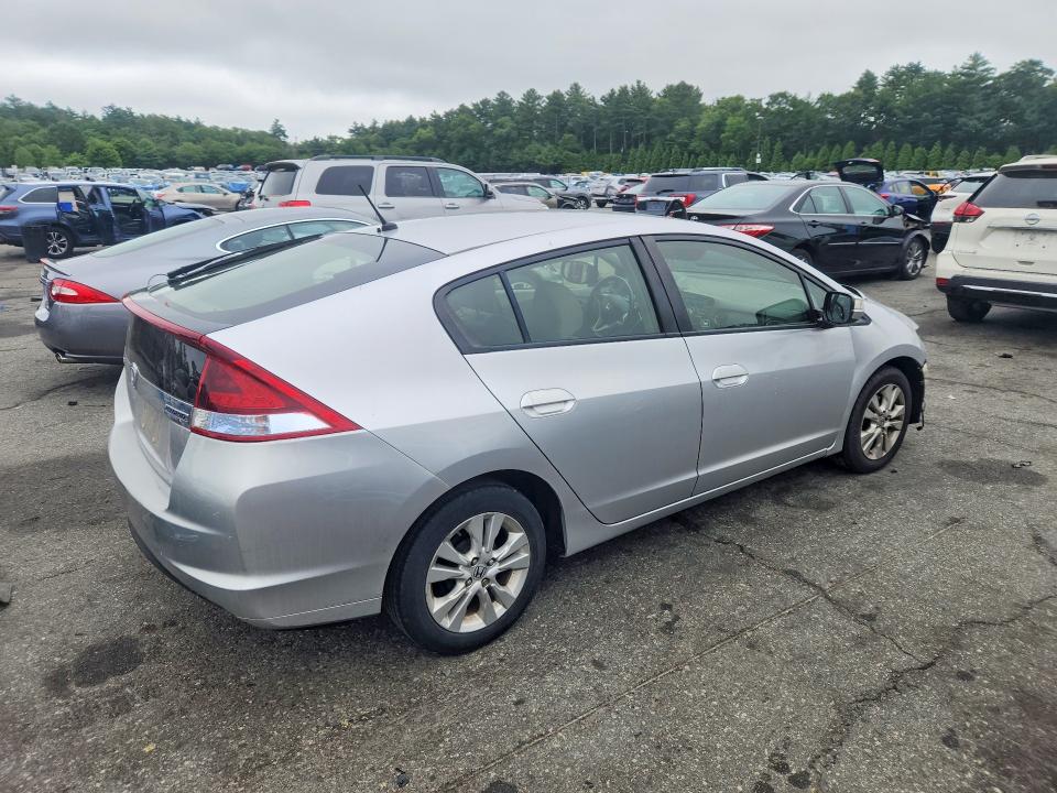 2013 Honda Insight VIN JHMZE2H76DS001975 COPART salvage auction — FRONT END, MA - CERT OF TITLE-RECONSTRCTD COLL, sold $425 on 2026-07-02 (photo 3)