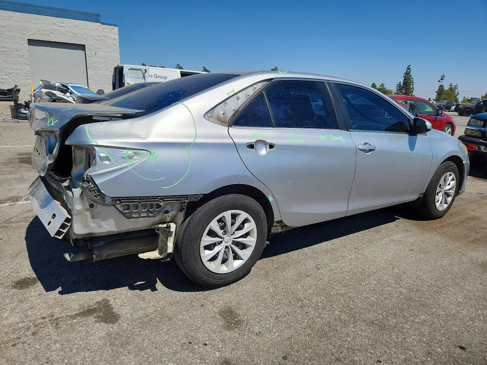 2015 Toyota Camry VIN 4T1BF1FK2FU968880 COPART salvage auction — REAR END, CA - SALVAGE CERTIFICATE, sold $2,000 on 2026-07-02 (photo 3)