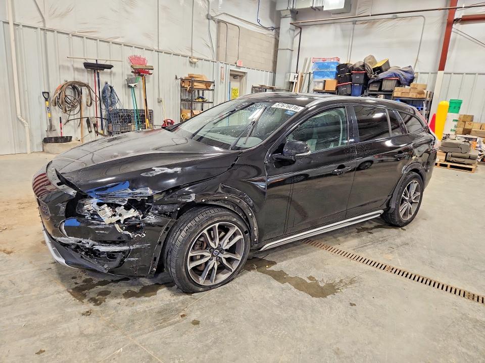 2017 Volvo V60 VIN YV440MWK8H1035695 COPART salvage auction — FRONT END, Wi - Junked Vehicle Bill Of Sale, sold $650 on 2026-07-07 (photo 1)