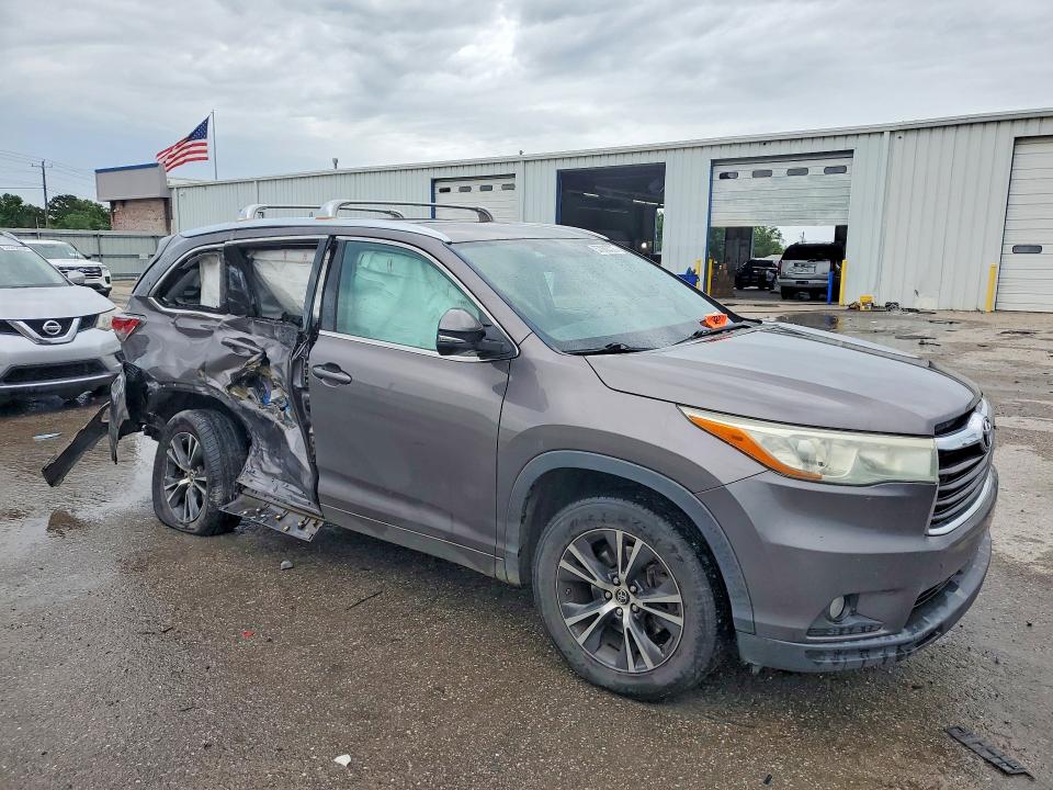 2016 Toyota Highlander VIN 5TDKKRFH1GS125598 COPART salvage auction — SIDE, Al - Cert Of Title-Salvage Title, sold $5,800 on 2026-07-16 (photo 4)